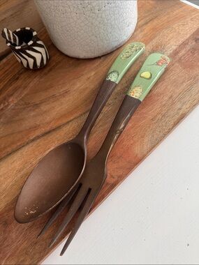 Vintage Green and Brown Wooden Salad Serving Utensil Set
